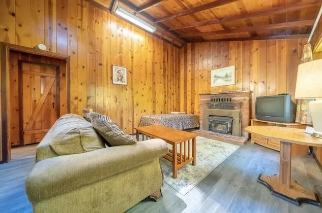 Family Kulübe, Dağ Yamacı (Mason - Cabin)