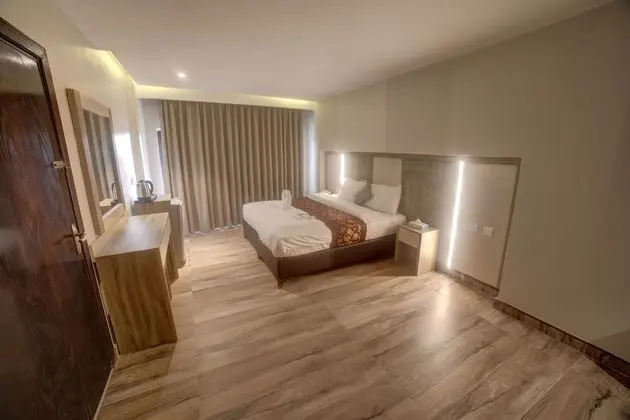 Standard Tek Büyük veya İki Ayrı Yataklı Oda