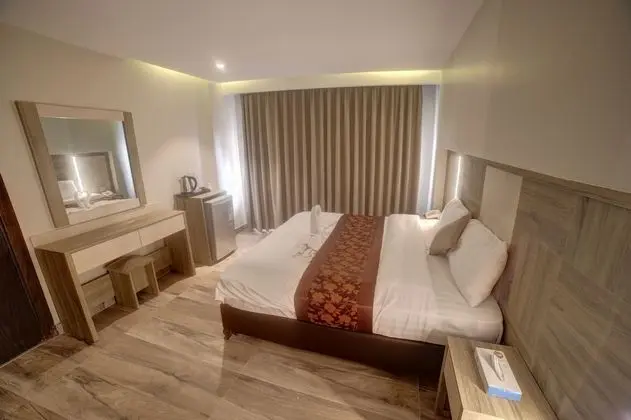 Standard Tek Büyük veya İki Ayrı Yataklı Oda