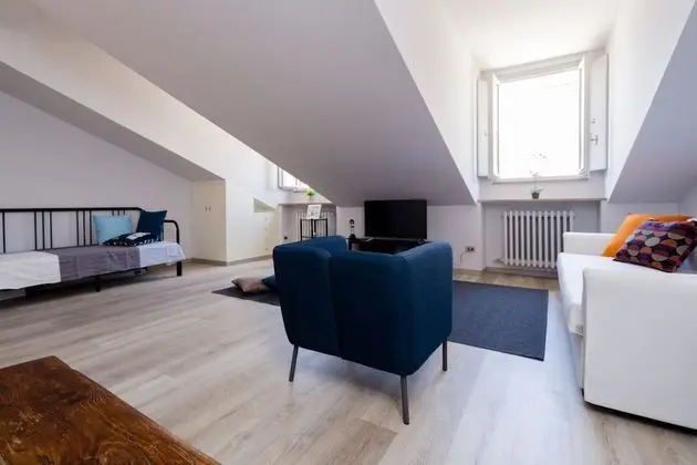 Stüdyo (Modern studio close to Porta Nuova)