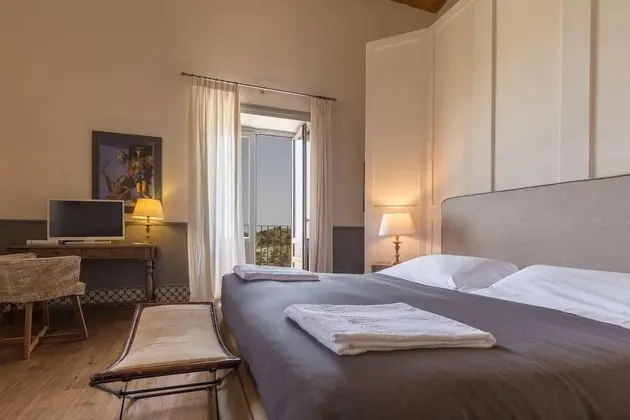 Deluxe Tek Büyük Yataklı Oda, Bahçe Manzaralı
