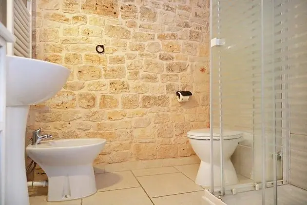 Basic Tek Büyük Yataklı Oda, Bahçe Manzaralı