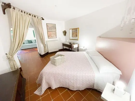 Dört Kişilik Oda, 1 Yatak Odası