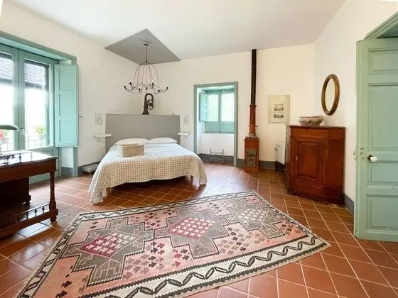 Dört Kişilik Oda, 1 Yatak Odası