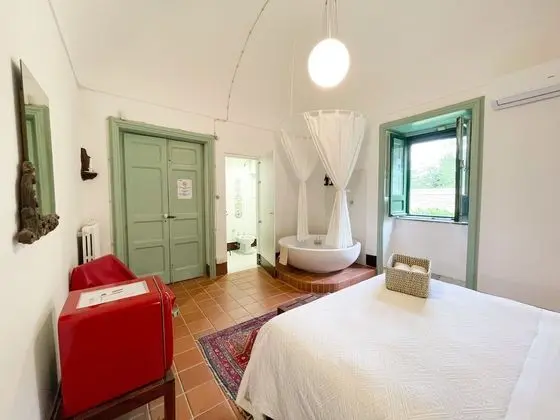 Tek Büyük Yataklı Oda