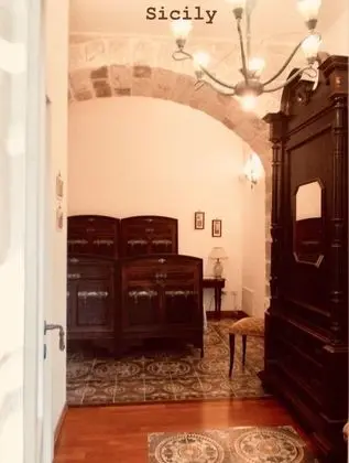 Classic Tek Büyük Yataklı Oda, Bahçe Manzaralı (Annette)