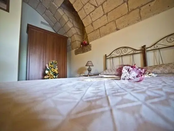Classic Tek Büyük veya İki Ayrı Yataklı Oda, Banyolu/Duşlu, Bahçe Manzaralı