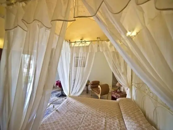 Deluxe Süit, Banyolu/Duşlu, Avlu Manzaralı