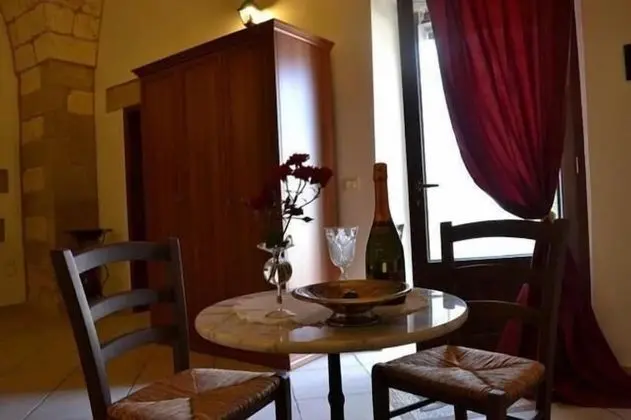 Deluxe Süit, Banyolu/Duşlu, Avlu Manzaralı