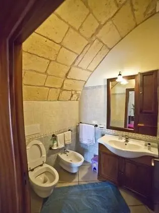 Deluxe Süit, Banyolu/Duşlu, Avlu Manzaralı