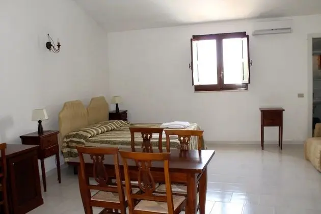 Dört Kişilik Oda, Veranda, Bahçe Manzaralı