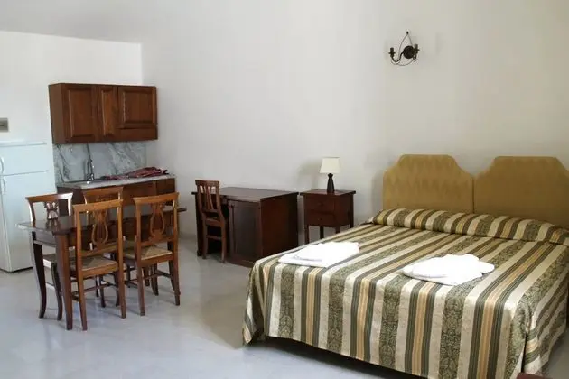 Dört Kişilik Oda, Veranda, Bahçe Manzaralı