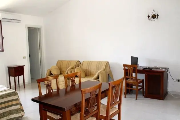 Dört Kişilik Oda, Veranda, Bahçe Manzaralı