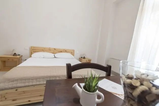 Tek Büyük Yataklı Oda, 1 Büyük (Queen) Boy Yatak (uno)