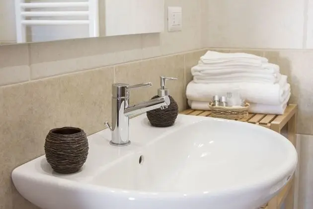 Tek Büyük Yataklı Oda, 1 Büyük (Queen) Boy Yatak (uno)