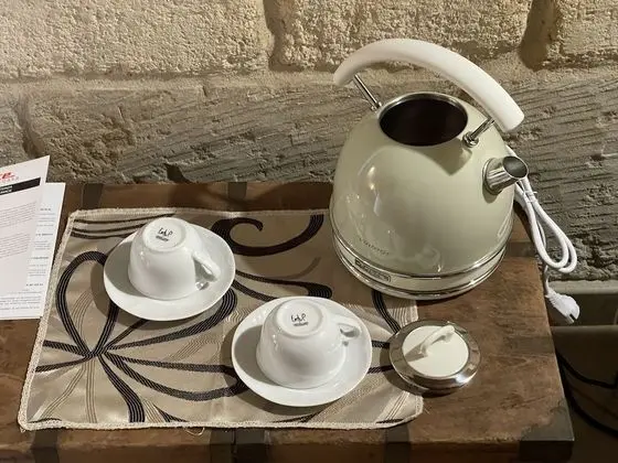 Junior Süit, Teras