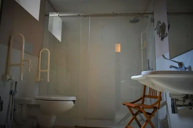 Deluxe Oda, 1 En Büyük (King) Boy Yatak ve Çekyat, Avlu Manzaralı