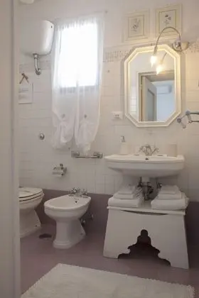 Superior Tek Büyük Yataklı Oda