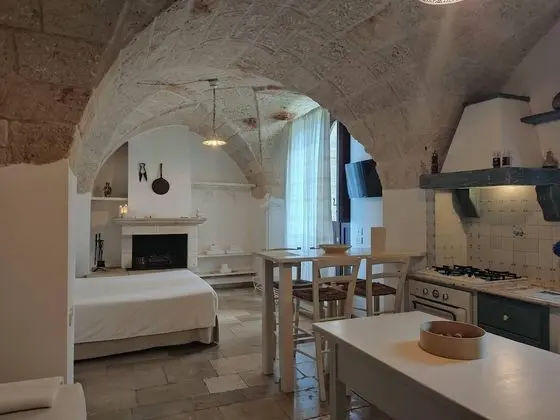 Villa (Taverna)