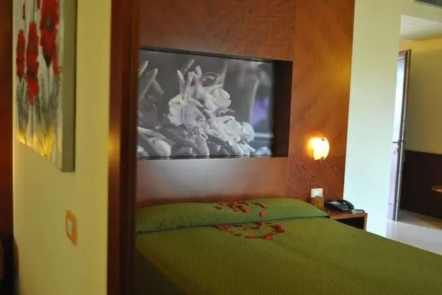 Classic Tek Büyük Yataklı Oda