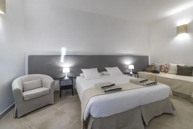 Deluxe Tek Büyük veya İki Ayrı Yataklı Oda, 1 Çift Kişilik veya 2 Tek Kişilik Yatak, Banyolu/Duşlu
