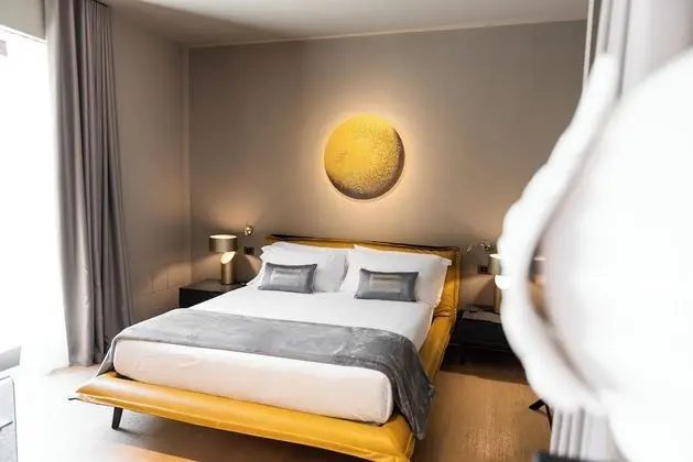 Grand Süit, Sıcak Su Havuzu