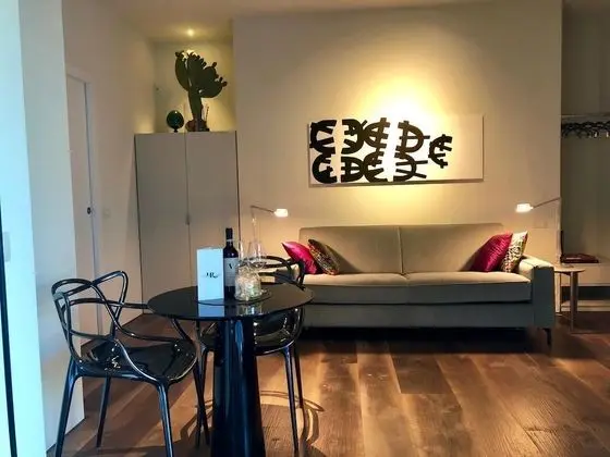 Grand Süit, Sıcak Su Havuzu