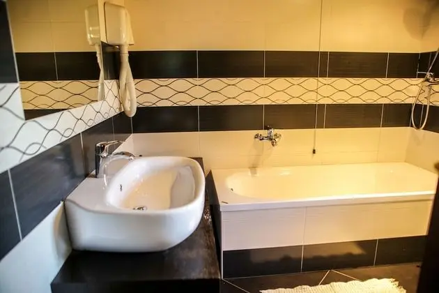 Süit, Bahçe Manzaralı