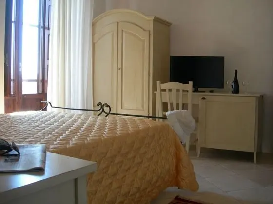 Superior Tek Büyük veya İki Ayrı Yataklı Oda