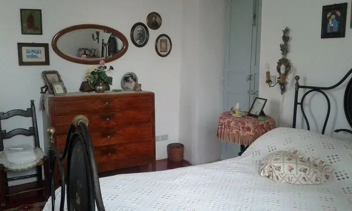 Tek Büyük Yataklı Oda