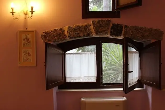 Classic Tek Büyük Yataklı Oda, Engellilere Uygun, Bahçe Manzaralı