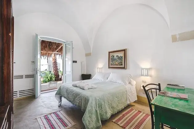 Classic Tek Büyük Yataklı Oda, Bahçeli