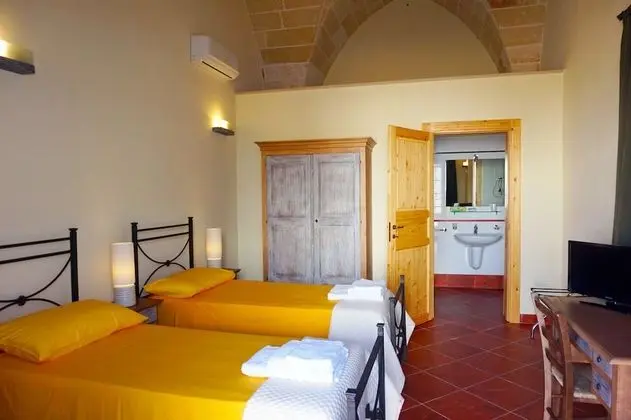 Tek Büyük veya İki Ayrı Yataklı Oda