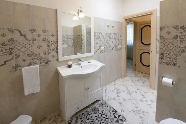 Classic Üç Kişilik Oda