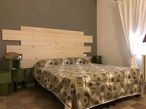 Tek Büyük Yataklı Oda, 1 Çift Kişilik Yatak