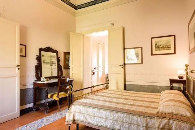 Junior Süit, 1 Büyük (Queen) Boy Yatak, Bahçe Manzaralı