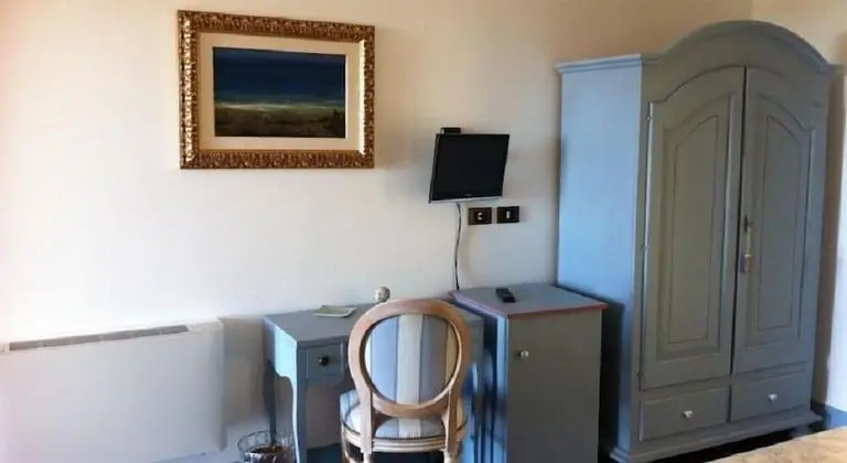 Classic Tek Büyük Yataklı Oda