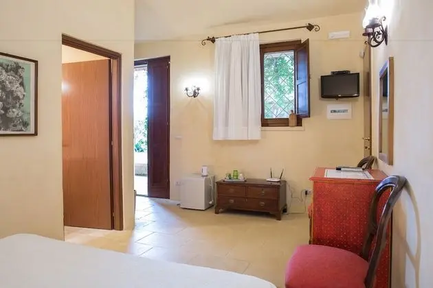 Deluxe Tek Büyük veya İki Ayrı Yataklı Oda, Banyolu/Duşlu