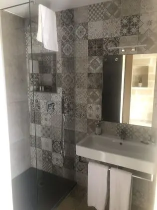 Superior Süit, 1 Büyük (Queen) Boy Yatak