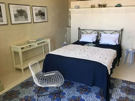 Tek Büyük Yataklı Oda, Balkon