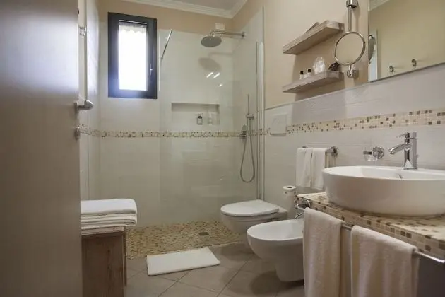 Classic Tek Büyük Yataklı Oda, 1 Yatak Odası, Özel Banyo, Bahçe Manzaralı