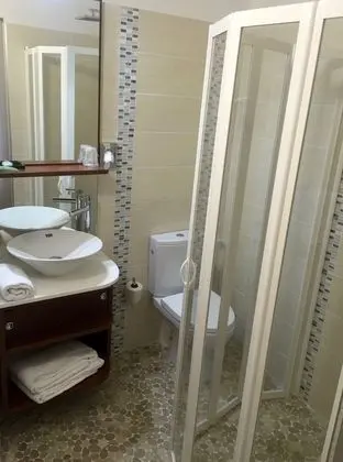 Classic Tek Büyük Yataklı Oda