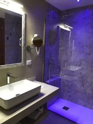 Deluxe Tek Büyük veya İki Ayrı Yataklı Oda, 1 En Büyük (King) Boy Yatak