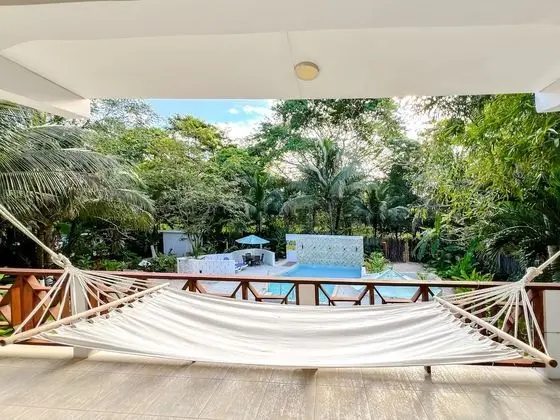 Luxury Oda, 1 En Büyük (King) Boy Yatak, Sigara İçilmez, Küvet (Jungle Villa)