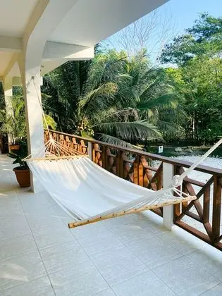 Luxury Oda, 1 En Büyük (King) Boy Yatak, Sigara İçilmez, Küvet (Jungle Villa)
