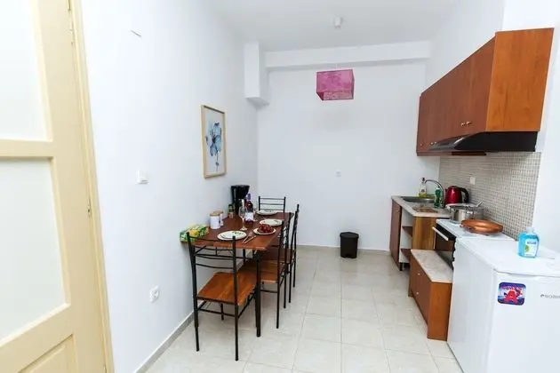 Stüdyo, Bahçe Manzaralı