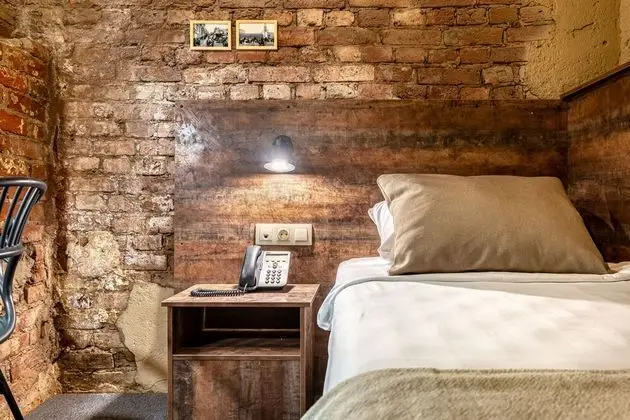 Basic Tek Kişilik Oda