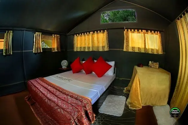 Classic Çadır, 1 Çift Kişilik Yatak, Göl Manzaralı