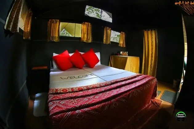 Classic Çadır, 1 Çift Kişilik Yatak, Göl Manzaralı