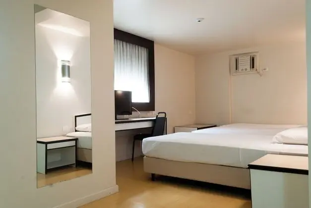 Quarto Classic Triplo